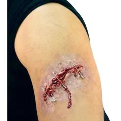 Magier Verkaufsladen -Magier Verkaufsladen sicherheitsnadel wunde aus latex latexwunde horrorwunde halloween makeup 12034 2